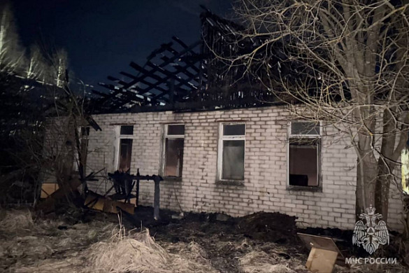 В Ивановском районе сгорел заброшенный склад площадью 400 кв.м.